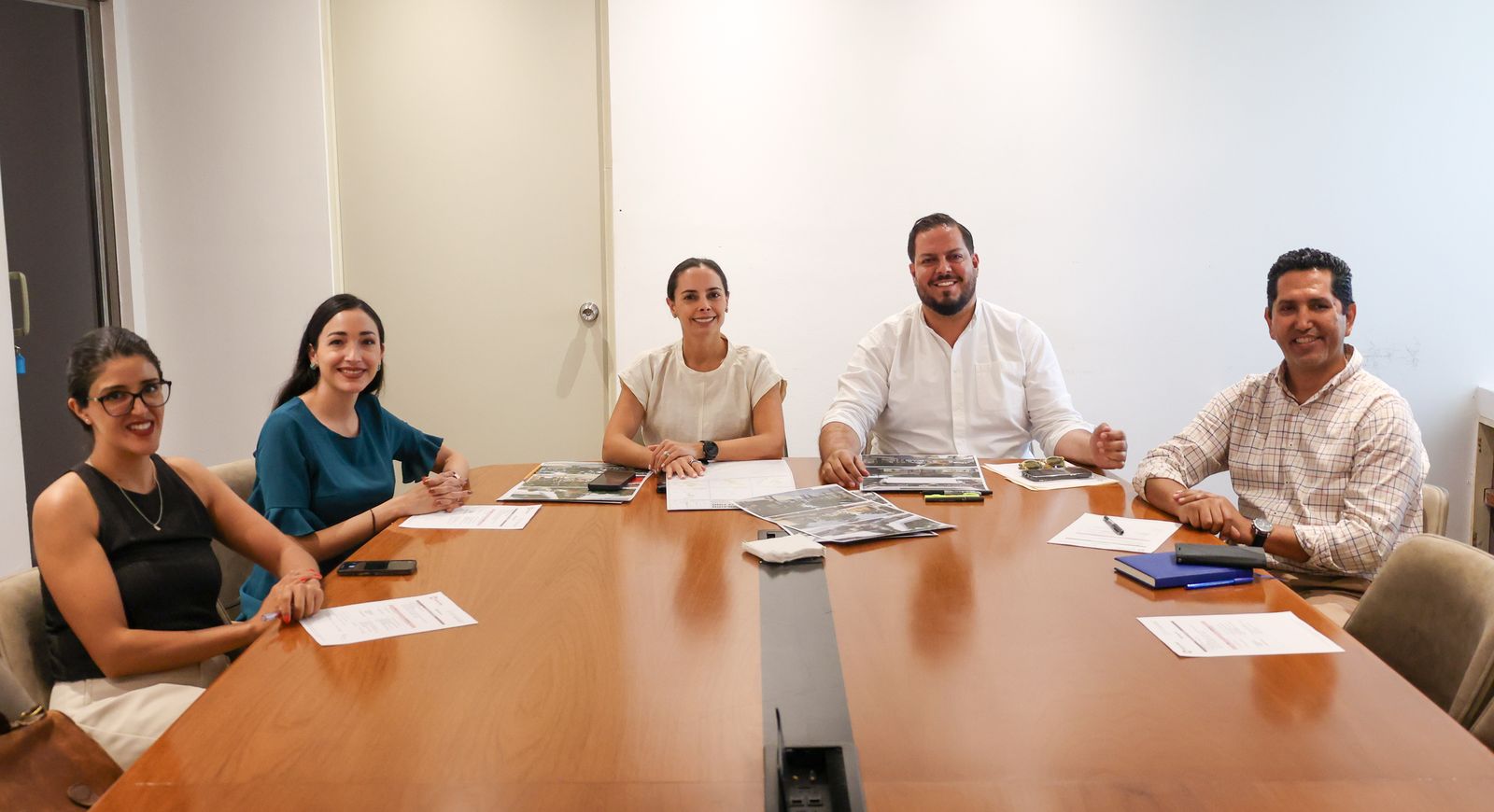 uploads/6/32/01 (1617).Jpeg